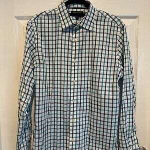 Banana Republic Men's Dress Shirt  Non-Iron Slim Fit Size Med (15 1/2, 33-34")
